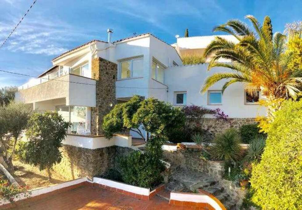 Amplio Apartamento Con Jardin En Almadrava Roses Bagian luar foto